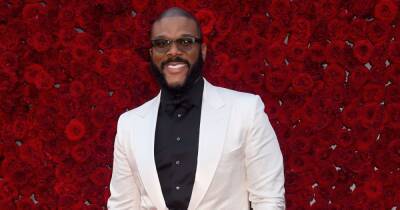 Tyler Perry crashes $200k SUV after leaving L.A. airport - www.wonderwall.com - Los Angeles
