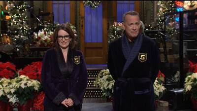 ‘Saturday Night Live’: Tom Hanks, Tina Fey, Steve Martin Induct Paul Rudd into ‘Five-Timers Club’ - variety.com