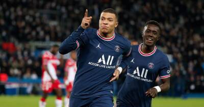 Manchester United fans have ambitious Kylian Mbappe transfer theory after Cristiano Ronaldo celebration - www.manchestereveningnews.co.uk - France - Manchester