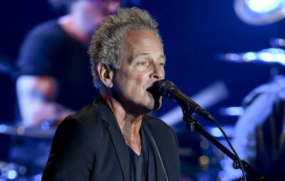Lindsey Buckingham says Fleetwood Mac didn’t work as a band “on paper” - www.nme.com
