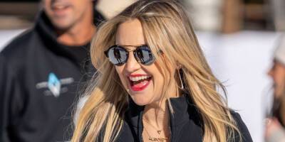 Kate Hudson Is All Smiles at the World Snow Polo Finals in Aspen - www.justjared.com - Colorado