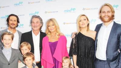 Kurt Russell’s Kids: Facts About His 2 Children Relationship With Goldie Hawn’s Kids - hollywoodlife.com - New York - Los Angeles - state Massachusets