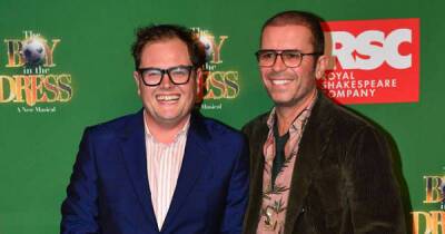 ITV Alan Carr: Public apology after outrageous joke and the sacrifice he made to help his husband - www.msn.com