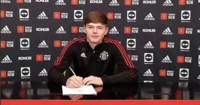 Manchester United youngster signs new contract after joining from Liverpool - www.manchestereveningnews.co.uk - Manchester