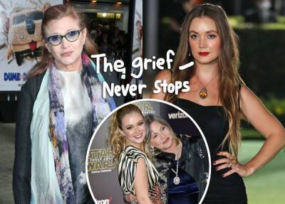 Billie Lourd Sings To Mom Carrie Fisher 5 Years Later -- See Her Amazing Fleetwood Mac Cover & Touching Post On Grief - perezhilton.com