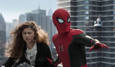 ‘Spider-Man’ Writers Say Surprise Guest Stars Shaped The Emotional Core Of The Film & Denies “Fan-Service” Claims - theplaylist.net