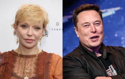 Courtney Love calls out Elon Musk, urges him to pay his “fair share” of tax - www.nme.com - USA