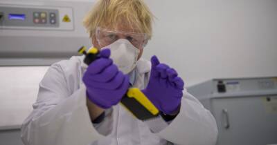 Scots covid vaccine that could beat Omicron axed by Boris Johnson - www.dailyrecord.co.uk - Britain - Scotland