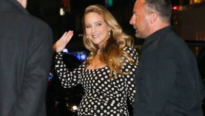 Pregnant Jennifer Lawrence Wears Body-Hugging Polka-Dotted Dress for 'Colbert' Taping - www.justjared.com - New York