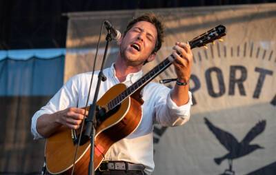 Fleet Foxes announce live album ‘A Very Lonely Solstice’ - www.nme.com - New York