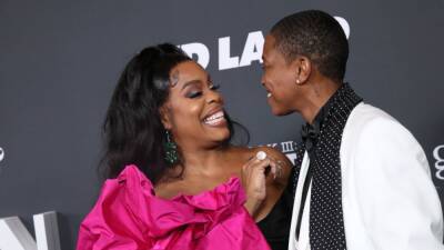 Niecy Nash Has Best Reaction to Wife Jessica Betts Admiring Her on Red Carpet (Exclusive) - www.etonline.com