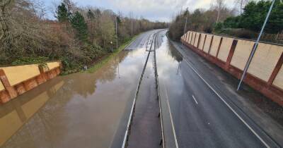A555 Airport Relief Road floods AGAIN after Storm Barra brings torrential rain - www.manchestereveningnews.co.uk - Manchester