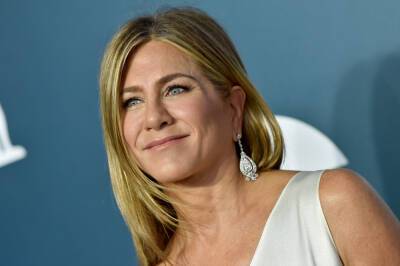 Jennifer Aniston Says She Was ‘Bullied’ After Criticizing Anti-Vaxxers: ‘I Don’t Understand The Disconnect Right Now’ - etcanada.com