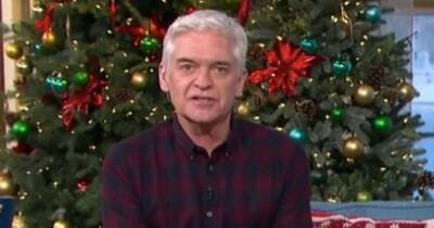 This Morning viewers spot 'mysterious face' in Phillip Schofield's shoe during ITV show - www.ok.co.uk
