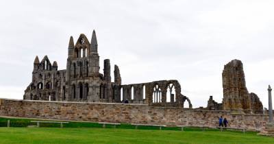 Illicit Manc day-trippers travel 120 miles in lockdown to look at Whitby Abbey - www.manchestereveningnews.co.uk - Manchester - county York - city Scarborough