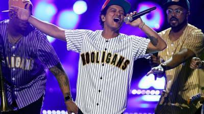 Bruno Mars imposter scammed Texas woman out of $100G - www.foxnews.com - Texas - county Harris
