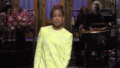 ‘Saturday Night Live’: Regina King Talks “Black Fame” During Opening Monologue - deadline.com - Miami