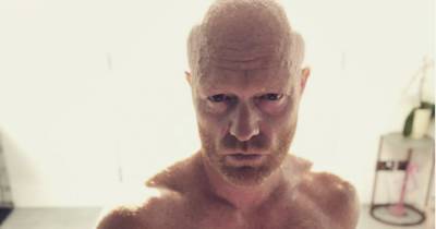 EastEnders star Jake Wood leaves fans in awe as he shows off rock hard abs in sizzling shirtless snap - www.ok.co.uk