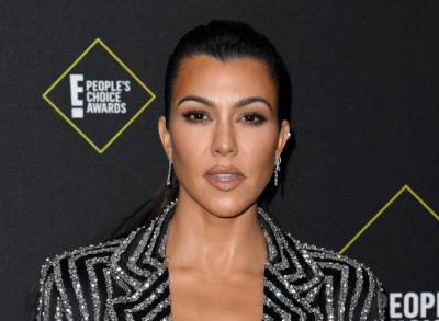 Kourtney Kardashian Playfully Pokes Fun At Kim Kardashian’s ‘Sister’ SKIMs Shoot - etcanada.com