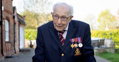 Captain Sir Tom Moore dies aged 100 after testing positive for Covid - www.officialcharts.com