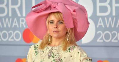 New mum Paloma Faith poses with cabbage leaves on her breasts as she's diagnosed with postpartum health condition - www.ok.co.uk