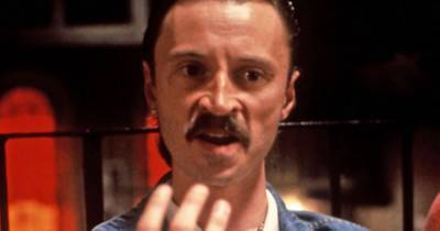 Robert Carlyle loves fan's Homer Simpson tribute to Trainspotting's Begbie - www.dailyrecord.co.uk
