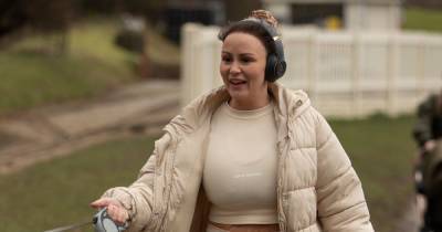Chanelle Hayes displays weight loss in figure-hugging crop top and leggings on dog walk - www.ok.co.uk