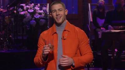'Saturday Night Live': Nick Jonas Promises Kevin That the Jonas Brothers Are Still Together in Funny Monologue - www.etonline.com