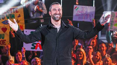 Dustin Diamond’s GF Reveals He Was ‘In Pain’ Stopped Breathing In Final Days Before Sad Passing - hollywoodlife.com
