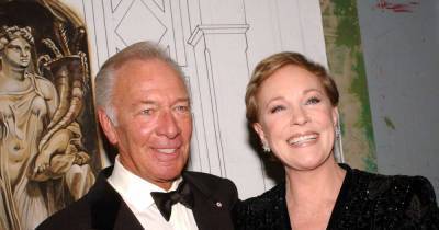 Dame Julie Andrews leads tributes to ‘consummate actor’ Christopher Plummer - www.msn.com