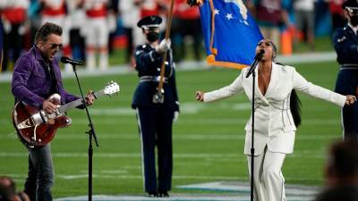 Super Bowl 2021 National Anthem performance by Eric Church, Jazmine Sullivan gets mixed reviews - www.foxnews.com - county Bay - Kansas City