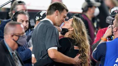 Tom Brady Gets Sweet Hug Kiss From Wife Gisele After Winning A Record-Breaking 7th Super Bowl — Watch - hollywoodlife.com - county Bay - Kansas City