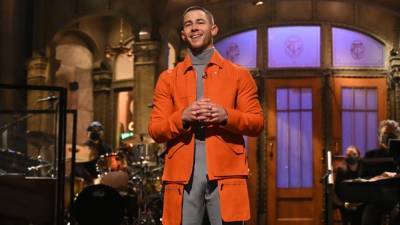 Nick Jonas Continues New 'Saturday Night Live' Host Tradition That Was Started by Dan Levy - www.etonline.com