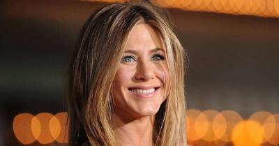 Jennifer Aniston's sneaky appearance at 2021 Golden Globes revealed - www.msn.com