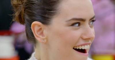 Daisy Ridley made a toilet cake on Bake Off and it was one of the 'best' moments on British TV - www.manchestereveningnews.co.uk - Britain