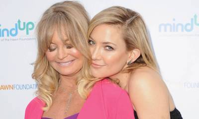 Goldie Hawn poses in the snow with daughter Kate Hudson in celebratory photo - hellomagazine.com - county Hudson