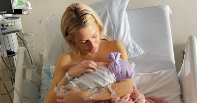 Morgan Stewart Describes ‘Bloody’ Breast-Feeding Struggles 3 Weeks After Daughter’s Birth - www.usmagazine.com