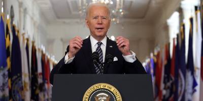 President Joe Biden Addresses Asian-American Hate Crimes, COVID Vaccines & More In Coronavirus Memorial Speech - www.justjared.com - USA