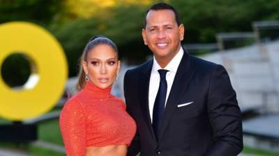 Jennifer Lopez and Alex Rodriguez Remain a Couple and 'Working Through Things,' Source Says - www.etonline.com