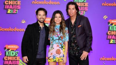 'iCarly' Cast Hypes Up Fans for Their Revival During 2021 Kids’ Choice Awards Reunion - www.etonline.com