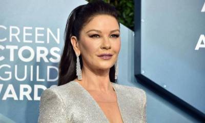 Catherine Zeta-Jones shares rare photo with lookalike mother for special occasion - hellomagazine.com - USA