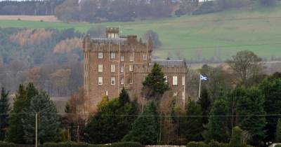 Escaped prisoner pretended to be dog walker who had lost his pet to avoid being caught - www.dailyrecord.co.uk - Scotland