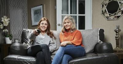 Who are Gogglebox stars Abbie and Georgia and what are their jobs? - www.ok.co.uk