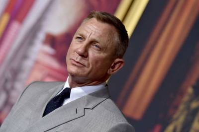 Daniel Craig Returns As James Bond For Hilarious ‘Comic Relief: Red Nose Day’ Skit - etcanada.com