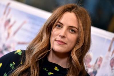 Riley Keough Becomes Trained Death Doula After Tragic Death Of Her Brother Benjamin - etcanada.com