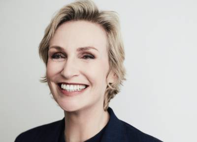 Jane Lynch Joins ABC Comedy Pilot ‘Bucktown’; Betsy Thomas To Direct - deadline.com - county Shannon - county Woodward