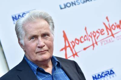 Martin Sheen Teases New Season Of ‘Grace And Frankie’ As He Reflects On Starring In Some ‘Very Bad Movies’ - etcanada.com