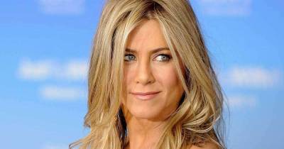 Jennifer Aniston's silky hair is down to this £10 horse shampoo - and it's in the Amazon sale - www.msn.com