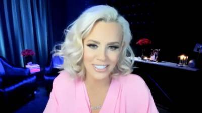‘The Masked Singer’s Jenny McCarthy Shuts Down Rumors of Husband Donnie Wahlberg on Season 5 (Exclusive) - www.etonline.com