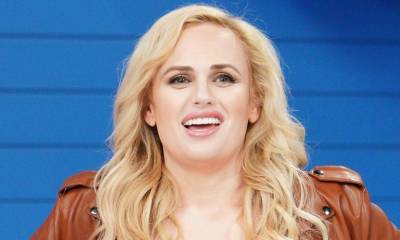 Rebel Wilson floors fans with all-natural beauty in truly stunning selfie - hellomagazine.com
